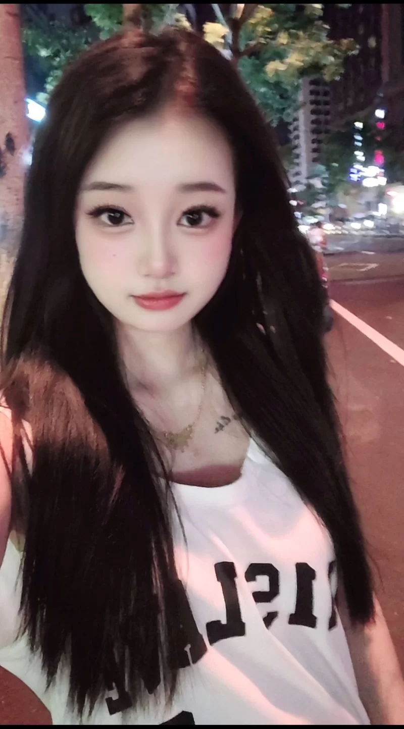川渝小妹在海口