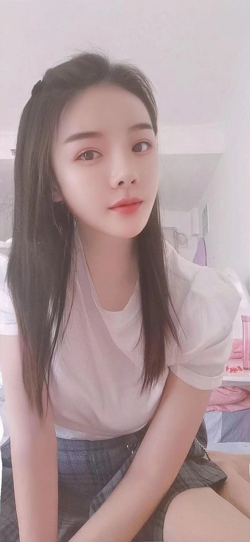 刚下水的小少妇