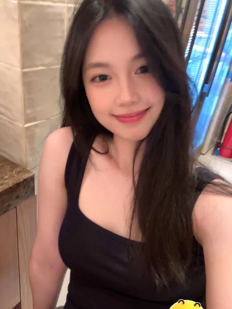 一个自己做的女孩