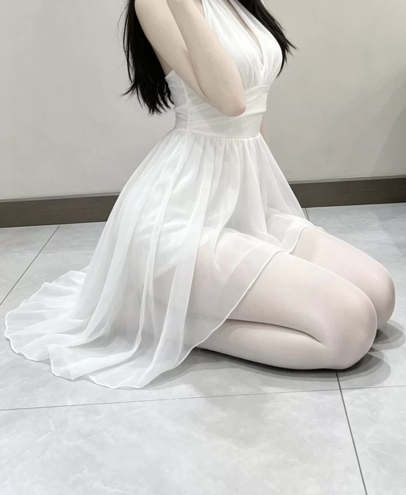挖到宝藏了，显嫩，显瘦，白丝