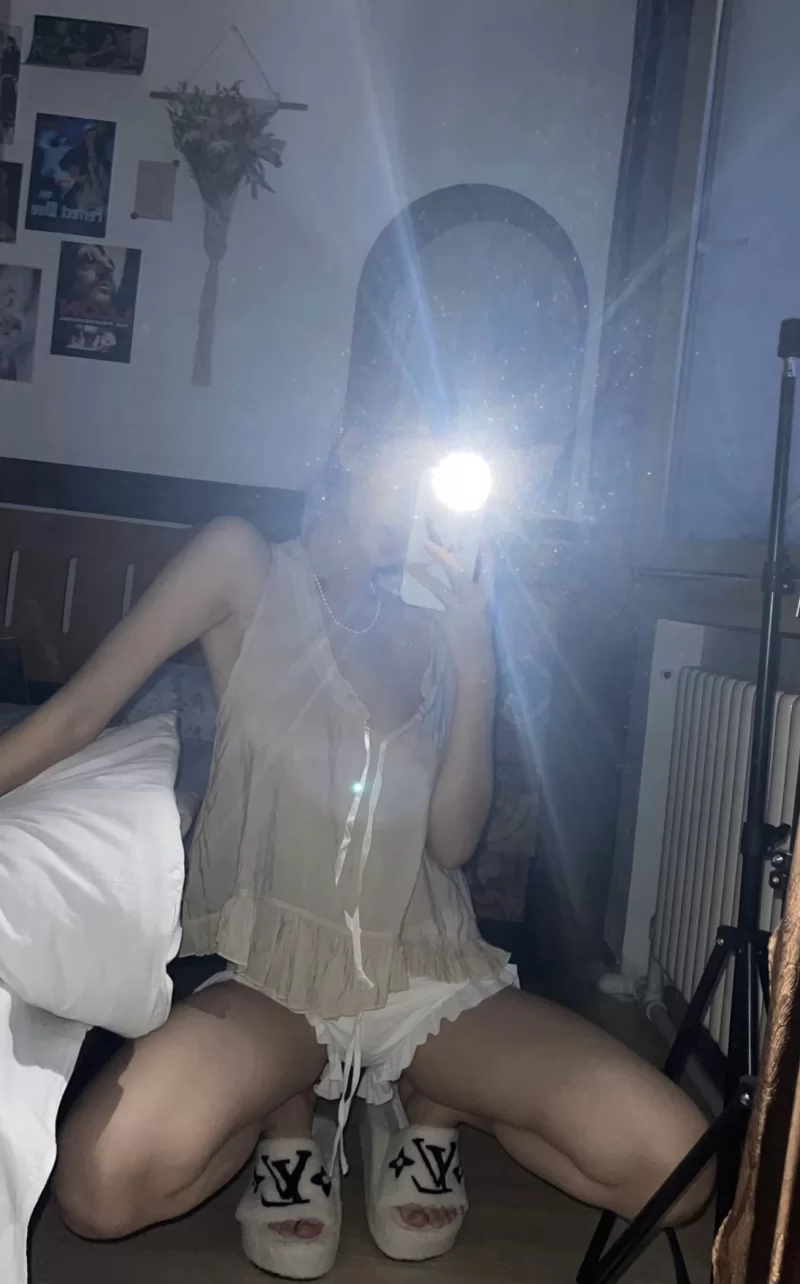 做外卖的小姑娘