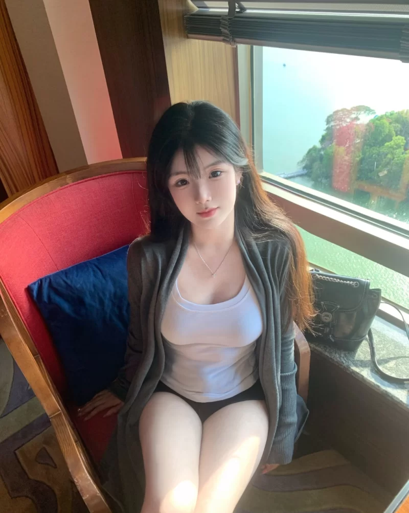 奶白的雪子软乎乎