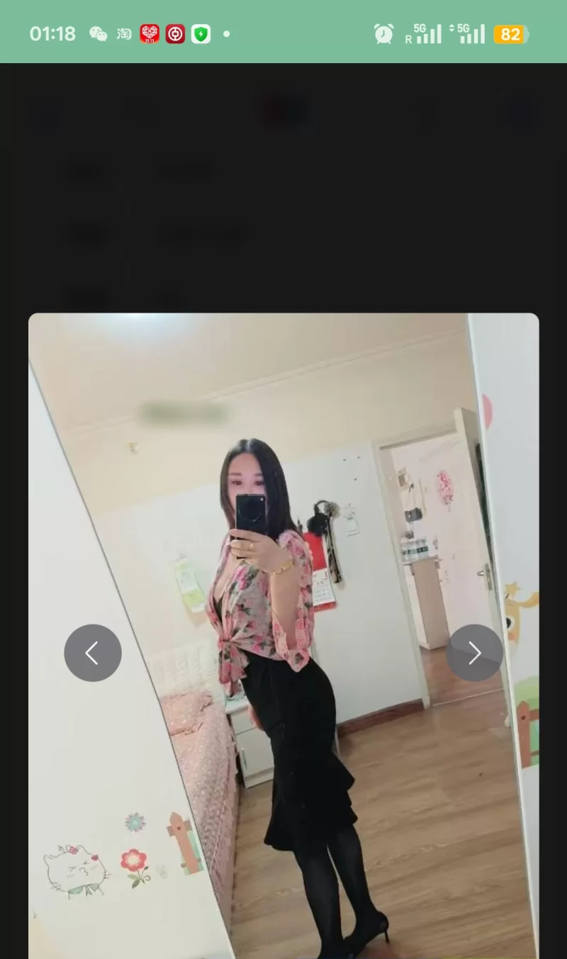 本狼就喜欢大屁股大胸的美女操这带劲