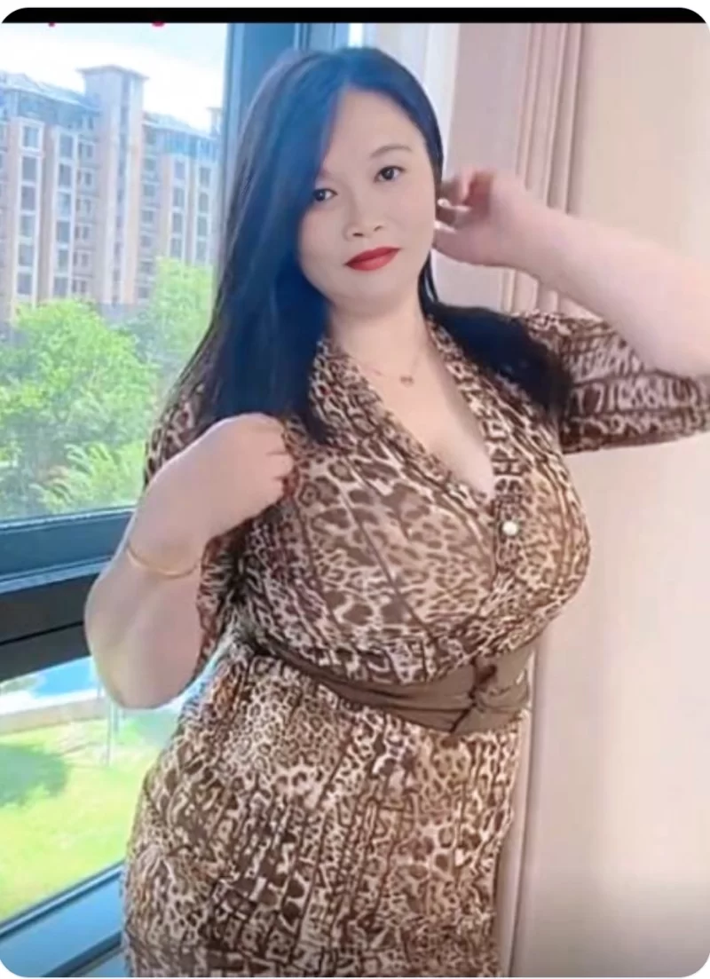 靠谱巨乳熟女