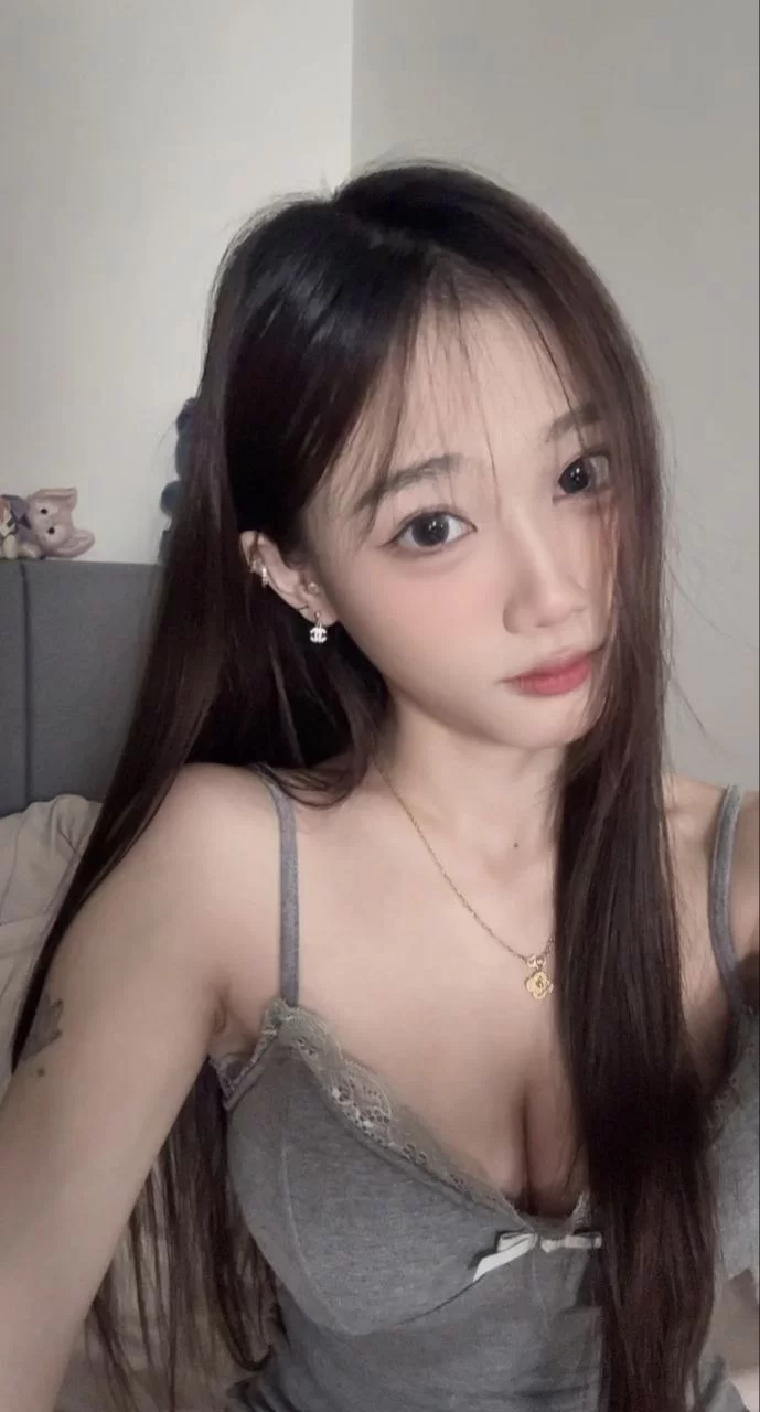 闵行菲菲一线天