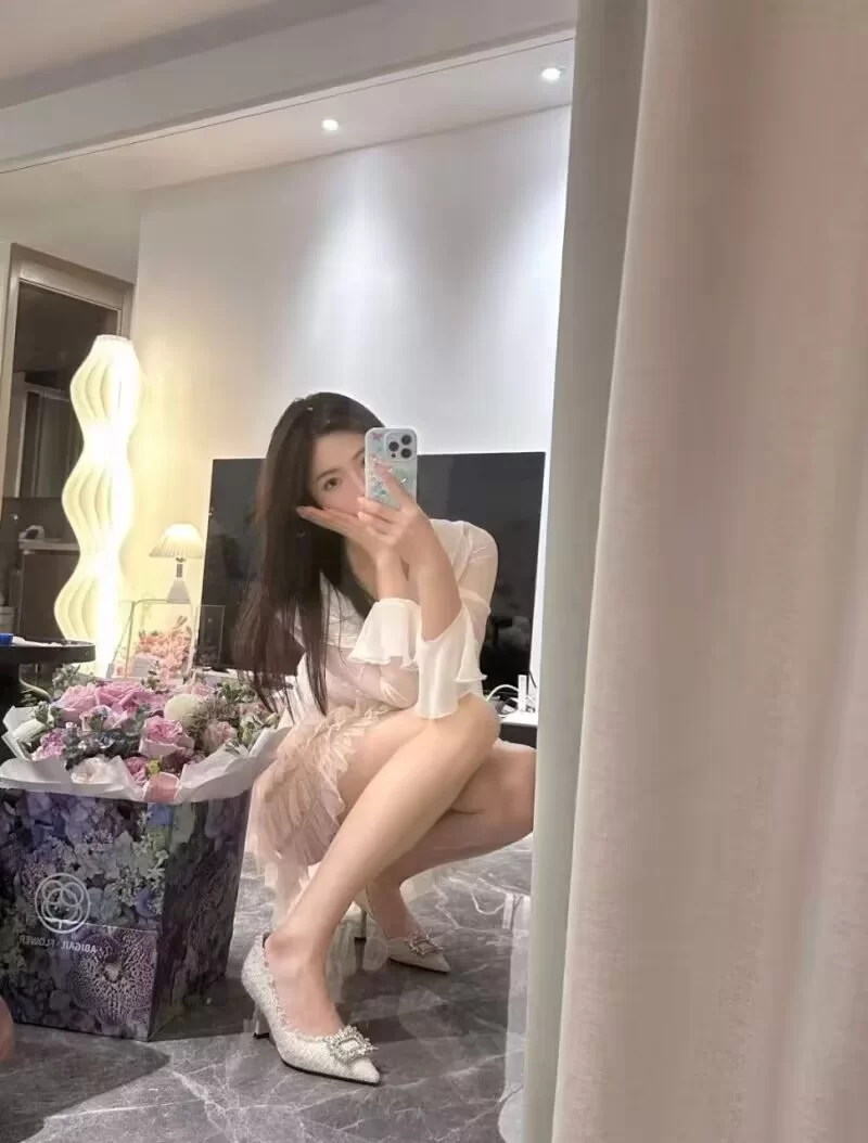 极品妹妹 胸控腿控服务控 活好水多