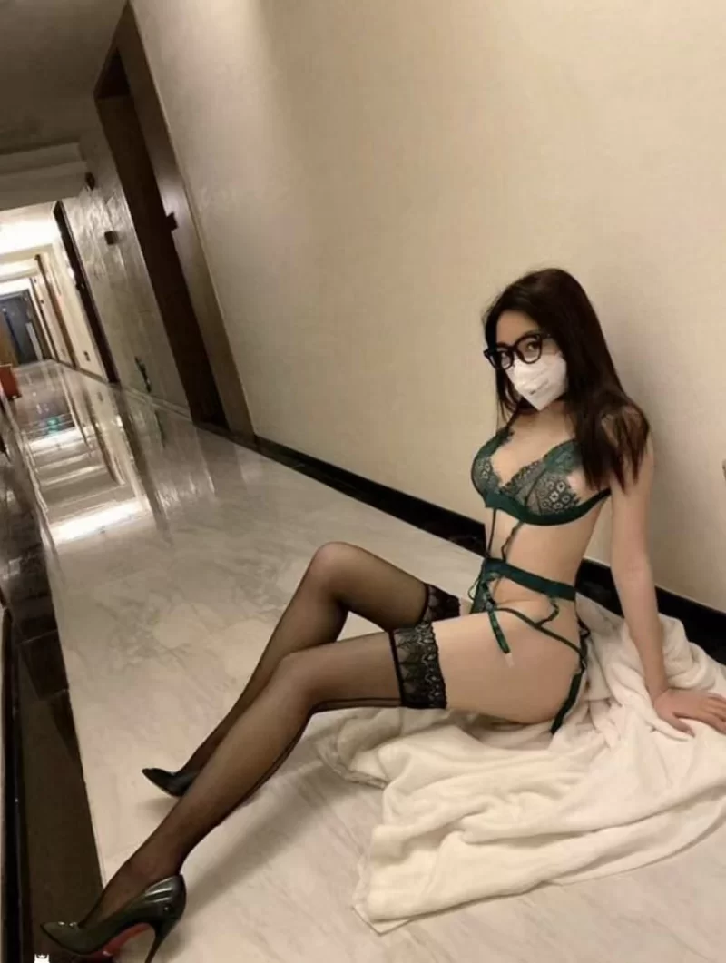 风骚柔情大白免
