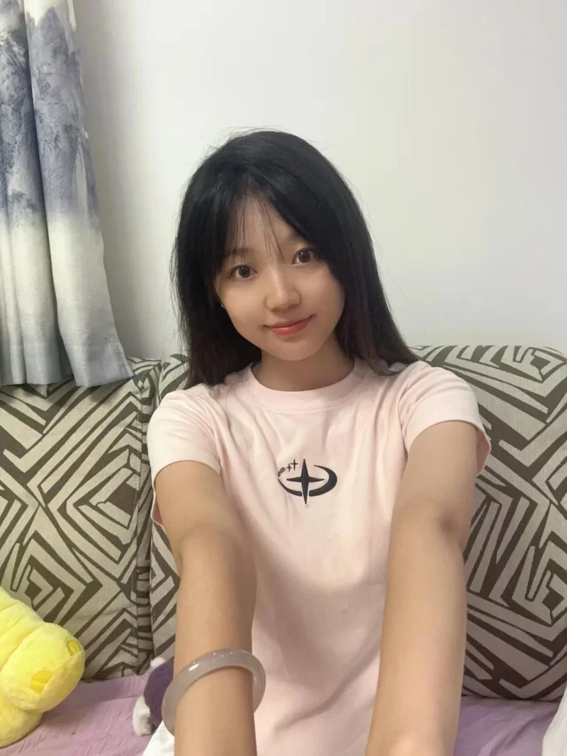 新乡黑丝巨骚小姐姐