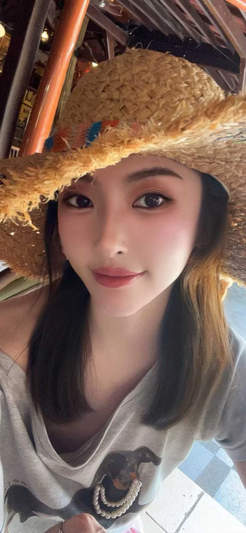 刘安娜，一个骚妹妹。