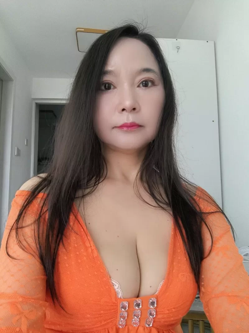 花桥大奶熟女姐姐