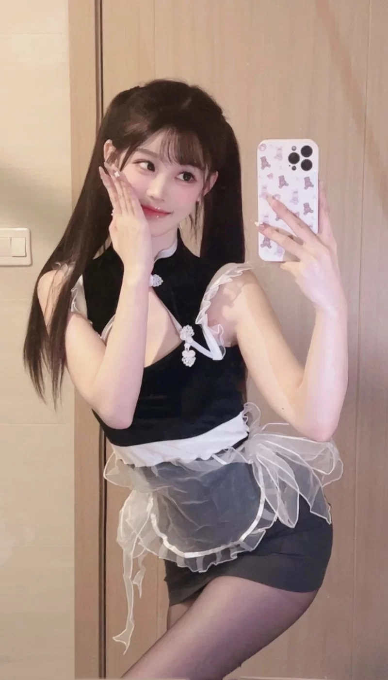 反差婊极品黑丝妹妹
